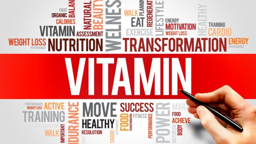 A képen a 'VITAMIN' szó dominál, körülötte egészséggel és táplálkozással kapcsolatos kulcsszavak láthatók.