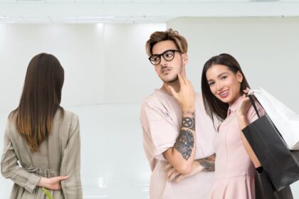 Szakítás után nehéz lehet együtt dolgozni az exeddel, de nem lehetetlen túllépni rajta. Három hatékony módszert mutatunk be, amelyek segítenek megőrizni a profizmust, visszanyerni önbizalmadat, és új lendületet venni a munkában.