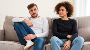 Párkapcsolati problémák, érzelmi távolság, intimitás hiánya